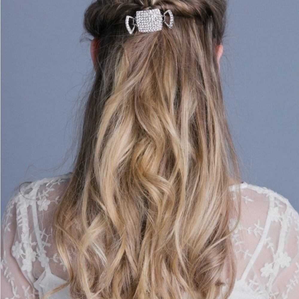 SoHo Style Elegant Silver Hair Claw clip for Women in silver or gold. NWT